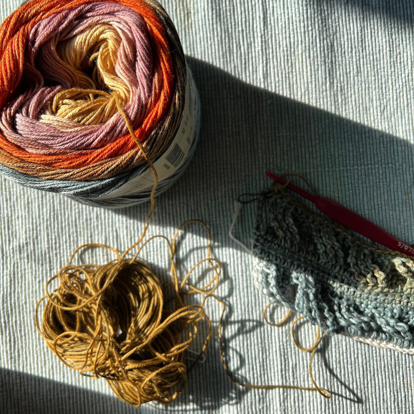 yarn in  pastel colours